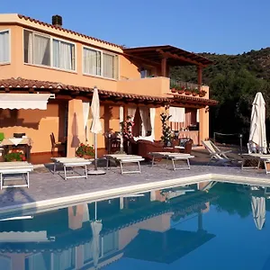 Maison d'hôtes Li Muntigeddi, San Teodoro (Sardinia)